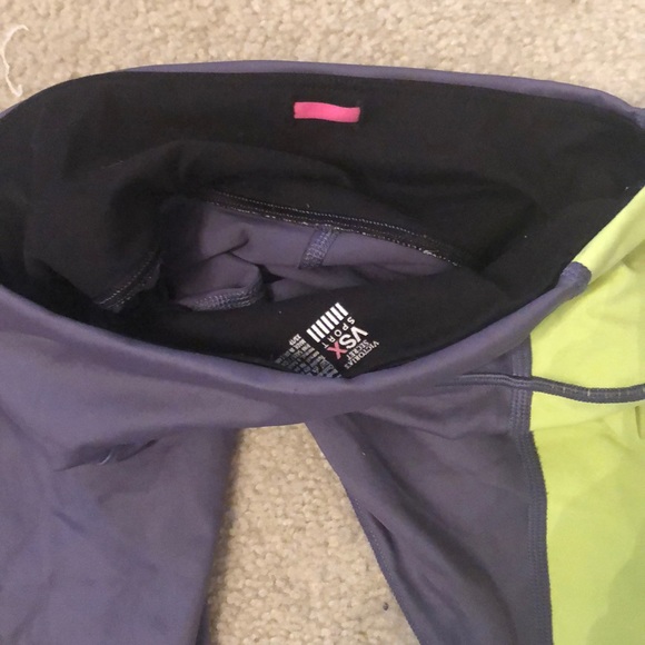 Grey / Neon Green Capri Workout Leggings - Picture 7 of 8